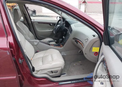 2005 Volvo S60 2.5T from USA, damaged, VIN YV1RS592052473616